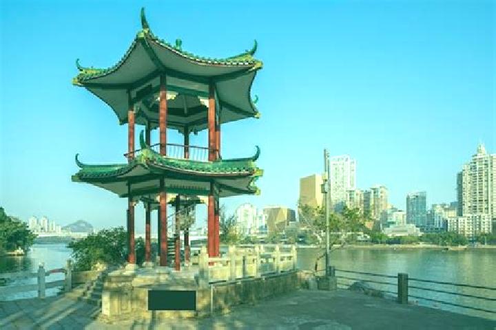 Riley, 39 — Escort in Liangting, China