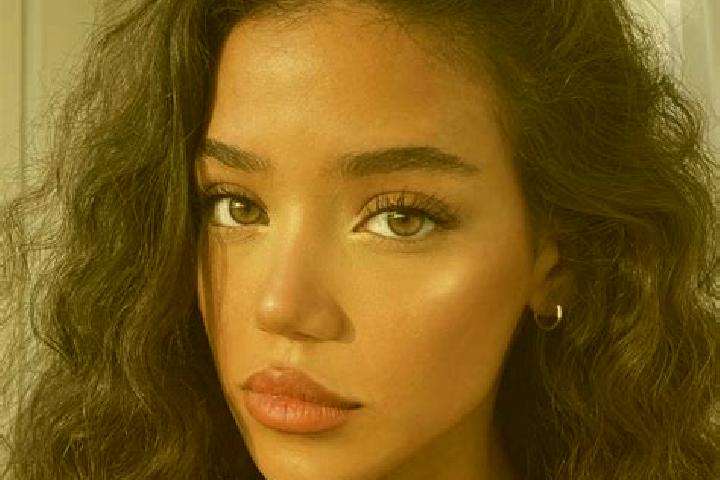 Rose, 20, a black brown-eyed mediterranean companion based in Sawla. Offering OWO, Duos, Domination, Fetish. Available for incall and outcall, day and evenin...