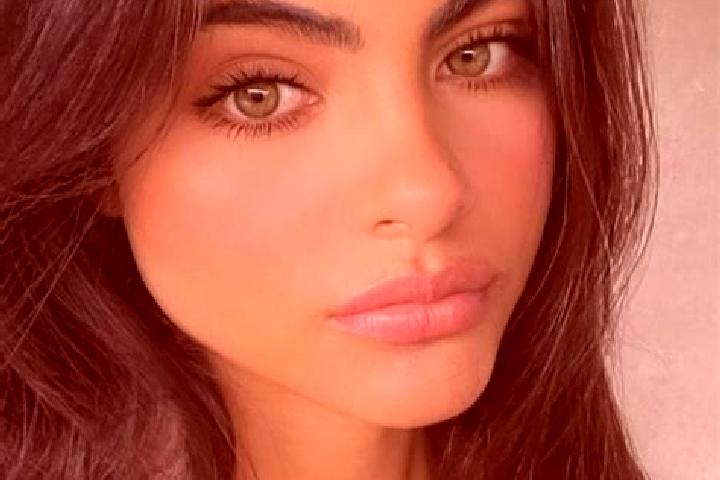 Rose, 20, a blonde amber-eyed indian companion based in Wiesendangen / Wiesendangen (Dorf). Offering Striptease, GFE, Domination, Roleplay. Available for inc...