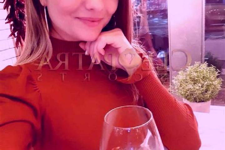 Rose, 20, a red grey-eyed mediterranean companion based in Armsheim. Offering GFE, Tantra, OWO, Dinner Date, 69. Available for incall and outcall, day and ev...
