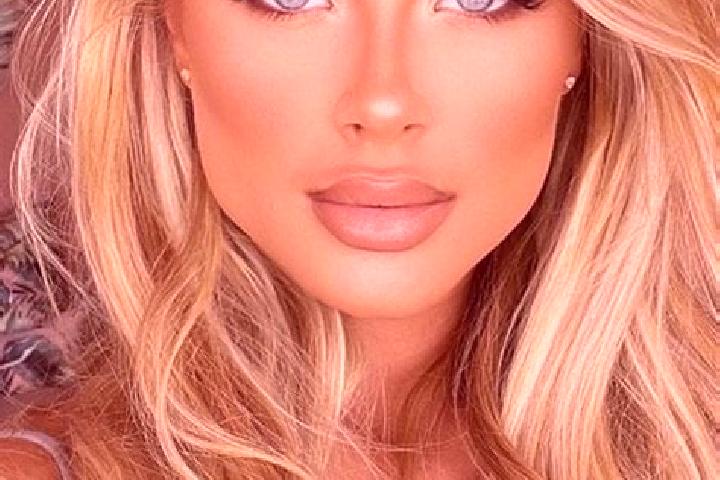 Rose, 21, a blonde blue-eyed latina companion based in Pang. Offering CIM, Prostate Massage, 69, Travel Companion, Party Girl. Available for incall and outca...