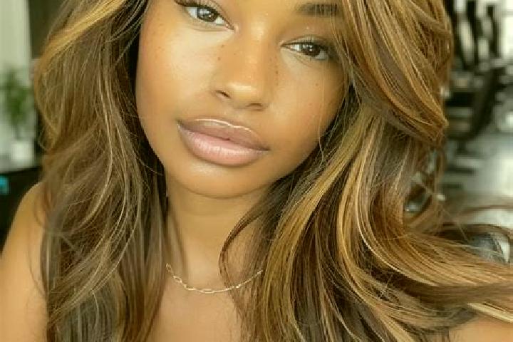 Rose, 21, a blonde dark-eyed mixed companion based in Trabitz. Offering Party Girl, CIM, Dinner Date, Prostate Massage. Available for incall and outcall, ove...