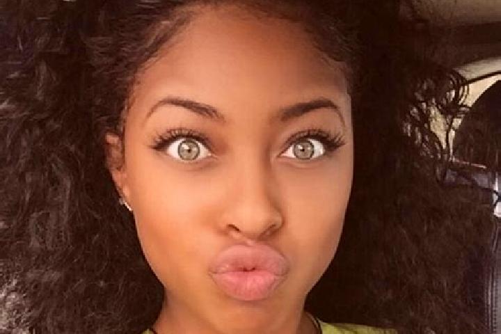 Rose, 22, a black green-eyed ebony companion based in Barcana. Offering Overnight, Prostate Massage, Dinner Date. Available for incall and outcall, overnight...