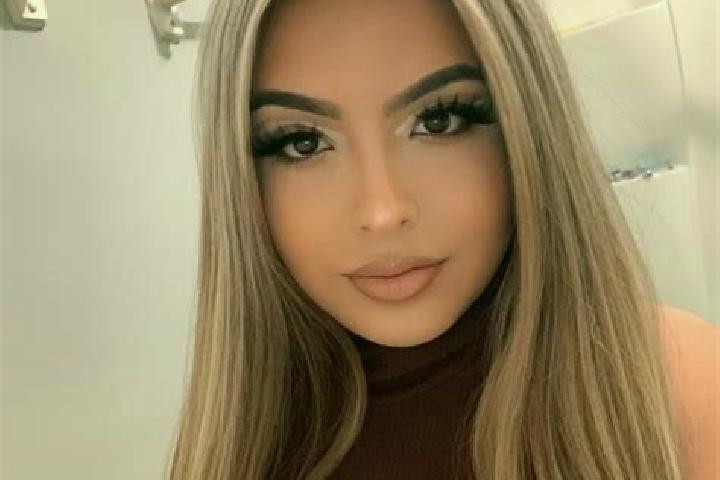 Rose, 22, a blonde green-eyed latina companion based in Santa Rosa Sur. Offering Overnight, Dinner Date, Deep French Kissing, Party Girl, BDSM. Available for...