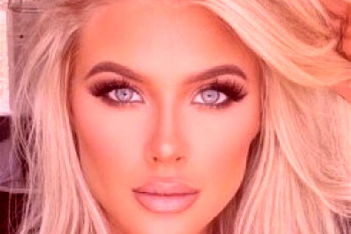 Rose, 22, a platinum blonde dark-eyed caribbean companion based in Messines. Offering Couples, A-Level, Roleplay. Available for incall and outcall, overnight...
