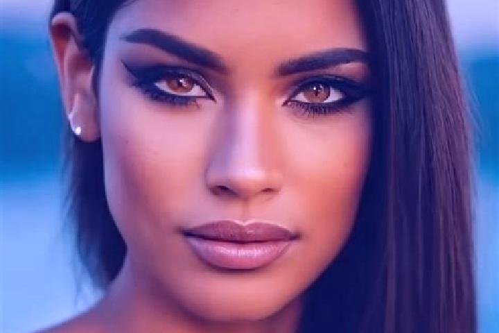Rose, 23, a black grey-eyed latina companion based in Josse. Offering Striptease, CIM, Party Girl. Available for incall and outcall, overnight bookings avail...