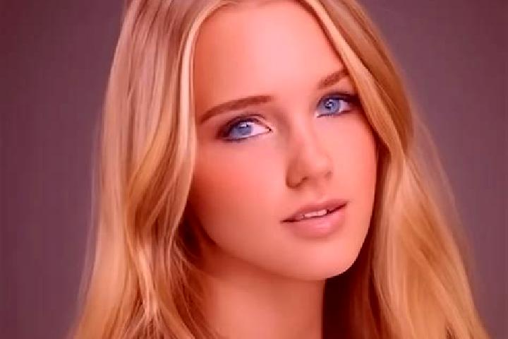 Rose, 23, a dark blonde grey-eyed slavic companion based in Escatron. Offering A-Level, Erotic Massage, Massage. Available for incall and outcall, day and ev...