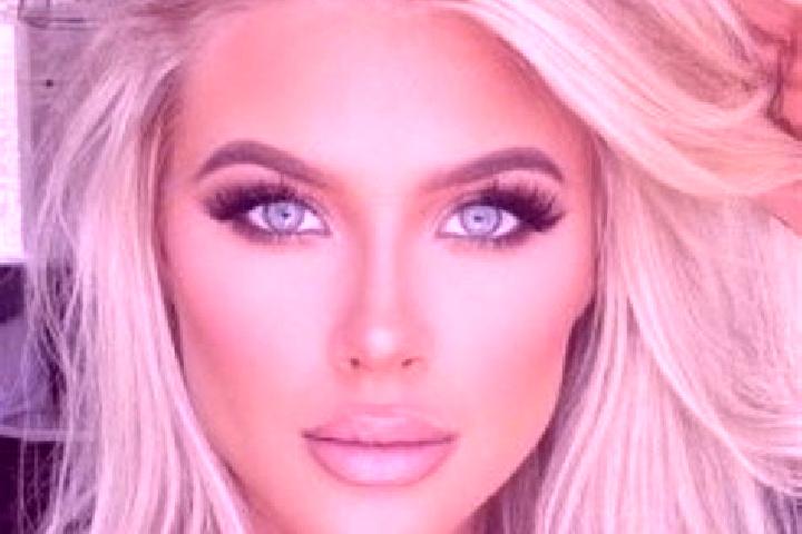 Rose, 23, a platinum blonde amber-eyed asian companion based in Beaujeu. Offering Roleplay, Domination, Tantra, BDSM. Available for incall and outcall, overn...