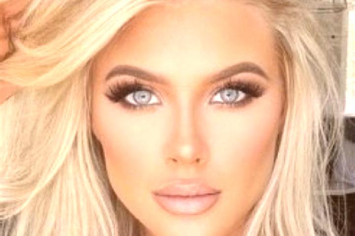 Rose, 23, a platinum blonde amber-eyed latina companion based in Ogimi. Offering Deep French Kissing, Roleplay. Available for incall and outcall, overnight b...