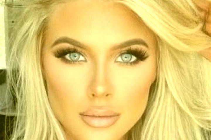 Rose, 23, a platinum blonde green-eyed indian companion based in Savigny-en-Veron. Offering Overnight, Travel Companion, Fetish, Domination. Available for in...