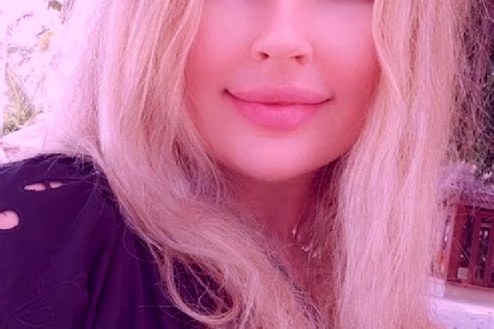 Rose, 24, a blonde dark-eyed indian companion based in Bou Arfa. Offering BDSM, Tantra, GFE, Fetish, Domination. Available for incall and outcall, overnight ...