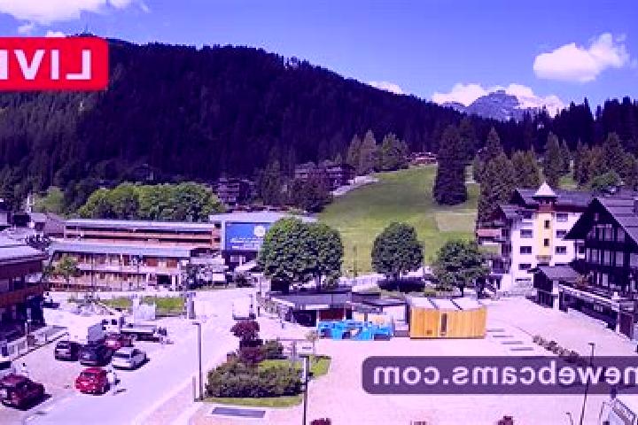 Rose, 24 — Escort in Madonna di Campagna, Italy