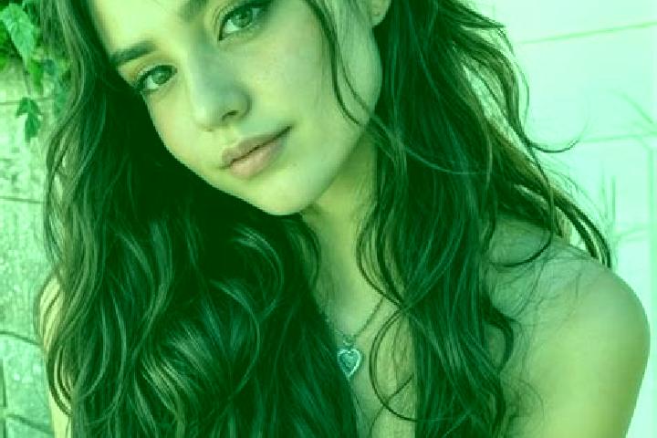 Rose, 25, a brunette hazel-eyed slavic companion based in Nueva Frontera. Offering Dinner Date, BDSM, CIM, Striptease, GFE. Available for incall and outcall,...