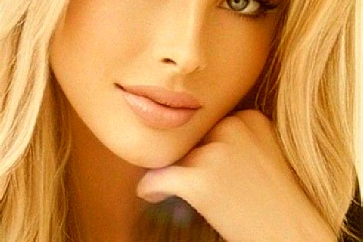 Rose, 25, a dark blonde blue-eyed caribbean companion based in Terpinnia. Offering A-Level, Erotic Massage, Party Girl. Available for incall and outcall, day...