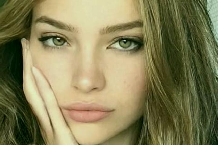 Rose, 26, a dark blonde hazel-eyed latina companion based in Ardara. Offering Domination, Massage, Duos, Girlfriend Experience. Available for incall and outc...