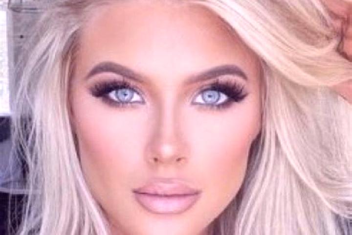 Rose, 26, a platinum blonde grey-eyed european companion based in Diarratiedougou. Offering Party Girl, Roleplay, Couples, Striptease. Available for incall a...