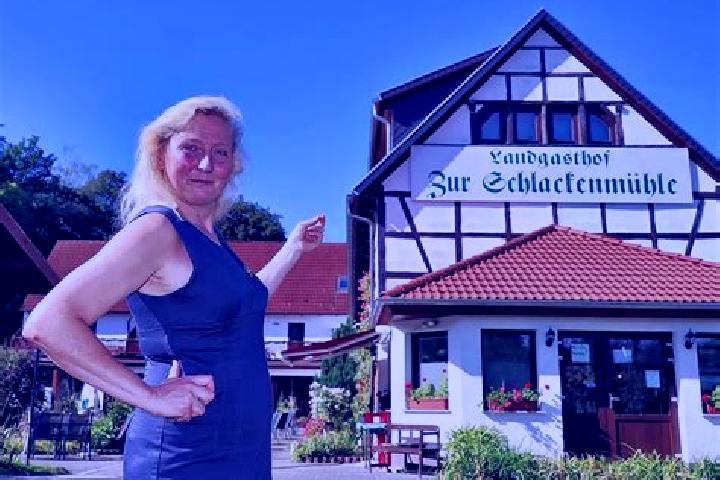 Rose, 26 — Escort in Alterode, Germany