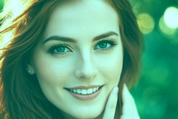 Rose, 27, a auburn amber-eyed caucasian companion based in Cau Ke. Offering CIM, Overnight, Party Girl. Available for incall and outcall, day and evening dates.