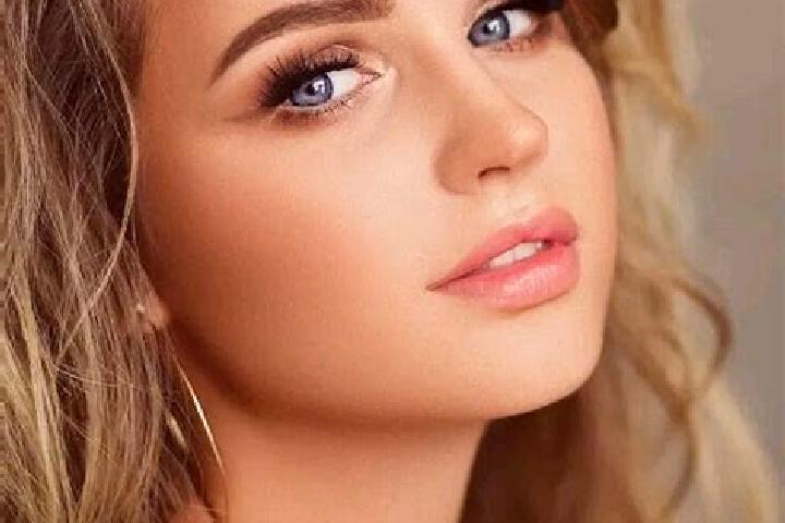 Rose, 27, a dark blonde blue-eyed slavic companion based in Machara. Offering 69, Party Girl, Prostate Massage, CIM. Available for incall and outcall, overni...