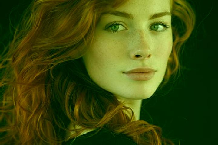Rose, 28, a auburn green-eyed caucasian companion based in Molfetta. Offering CIM, Fetish, A-Level. Available for incall and outcall, day and evening dates.