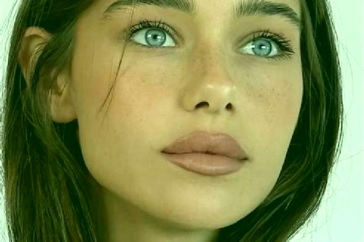 Rose, 28, a brunette amber-eyed slavic companion based in Kowang Utara. Offering OWO, A-Level, Party Girl. Available for incall and outcall, day and evening ...