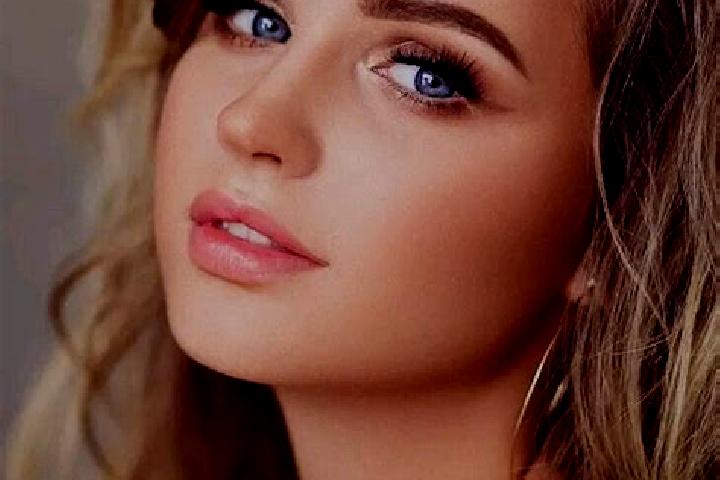 Rose, 29, a dark blonde blue-eyed middle eastern companion based in Velika Ivanca. Offering Couples, Prostate Massage, Party Girl. Available for incall and o...