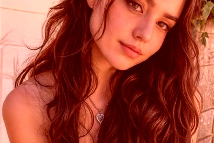 Rose, 31, a black hazel-eyed middle eastern companion based in Amvrosiivka. Offering Girlfriend Experience, Deep French Kissing, Fetish, Striptease. Availabl...