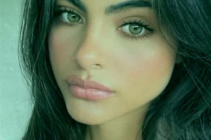 Rose, 31, a brunette green-eyed european companion based in Taiji. Offering 69, Striptease, Travel Companion, Couples. Available for incall and outcall, day ...