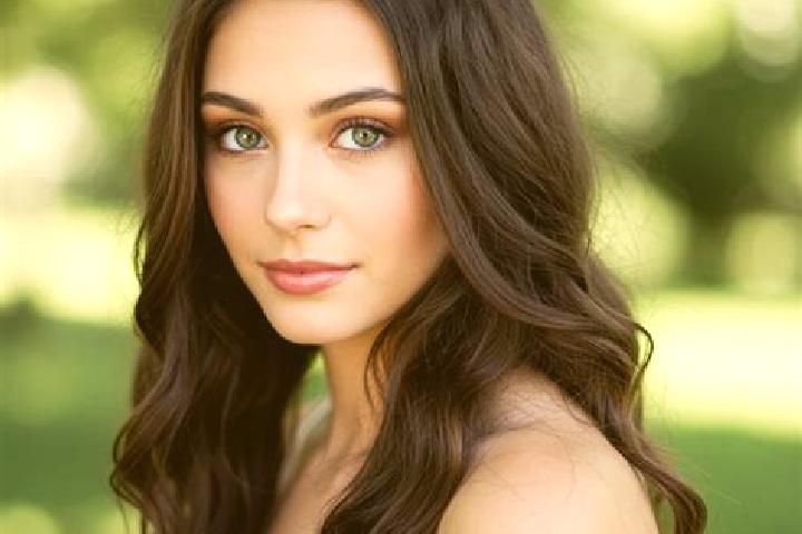 Rose, 31, a brunette hazel-eyed slavic companion based in Mons. Offering A-Level, Travel Companion. Available for incall and outcall, overnight bookings avai...