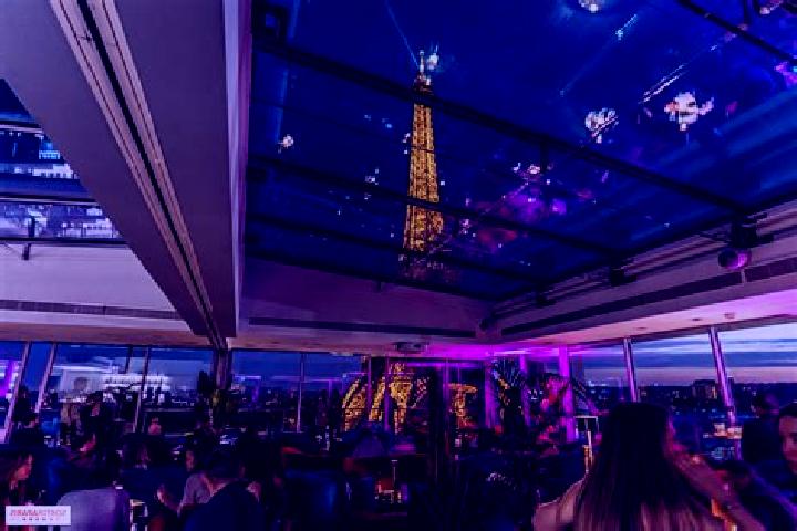 Rose, 31 — Escort in La Verriere, France