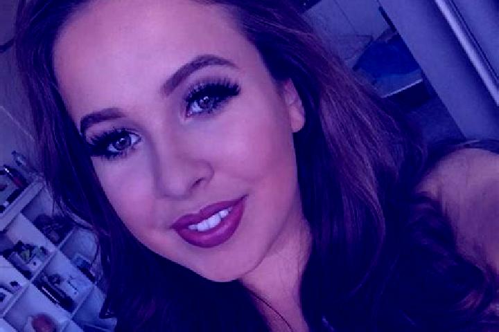 Rose, 33, a auburn amber-eyed european companion based in Suskovo. Offering Duos, Girlfriend Experience, BDSM, GFE. Available for incall and outcall, overnig...
