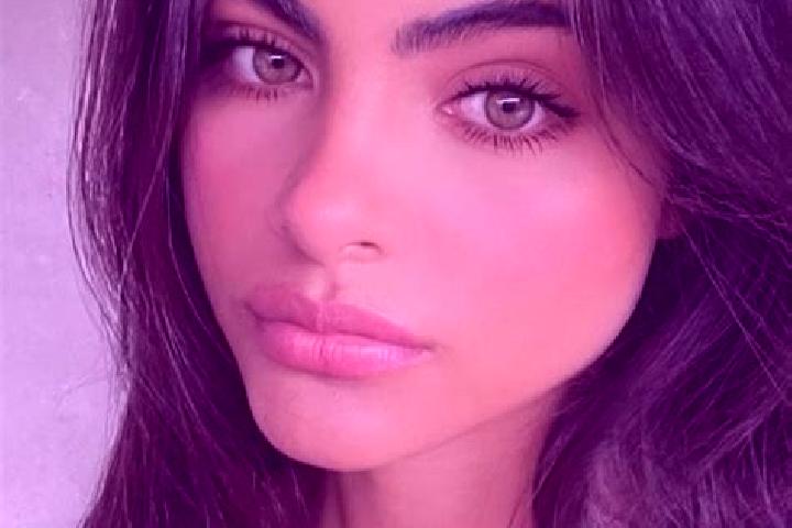 Rose, 33, a black hazel-eyed middle eastern companion based in Gardoaia. Offering GFE, Dinner Date, Travel Companion. Available for incall and outcall, day a...
