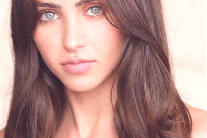 Rose, 33, a chestnut hazel-eyed latina companion based in Macao. Offering BDSM, OWO, CIM. Available for incall and outcall, overnight bookings available.