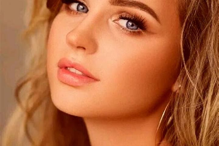 Rose, 33, a dark blonde blue-eyed ebony companion based in Fischbeck. Offering Striptease, BDSM, Prostate Massage. Available for incall and outcall, day and ...