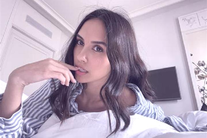 Rose, 34, a blonde amber-eyed indian companion based in Otegem. Offering Prostate Massage, Travel Companion, Girlfriend Experience, Deep French Kissing, GFE....