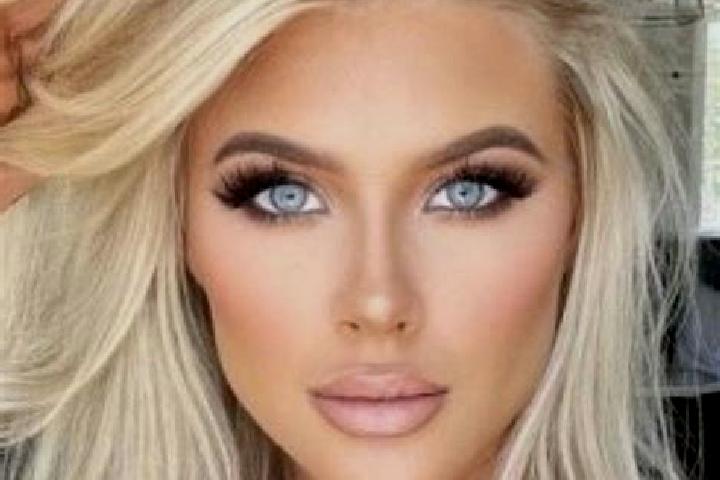 Rose, 34, a platinum blonde dark-eyed caribbean companion based in El Molino. Offering Tantra, Overnight, Duos, Dinner Date, GFE. Available for incall and ou...