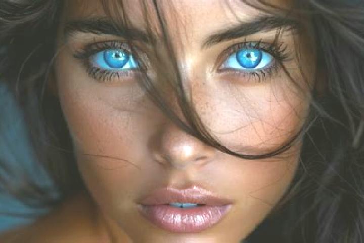 Rose, 34, a red blue-eyed latina companion based in Ncue. Offering OWO, 69, Duos. Available for incall and outcall, overnight bookings available.