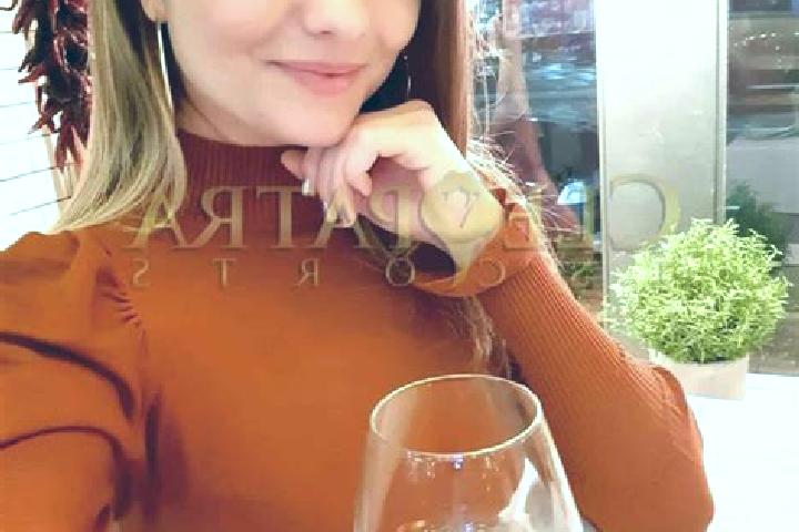 Rose, 34, a red green-eyed mediterranean companion based in Chagey. Offering CIM, GFE, Striptease, OWO, Couples. Available for incall and outcall, day and ev...