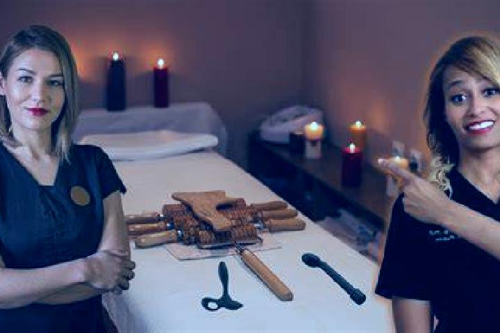 Rose, 35, a blonde brown-eyed ebony companion based in Nahrin. Offering Prostate Massage, BDSM, Girlfriend Experience, Travel Companion. Available for incall...
