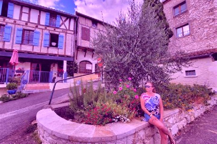 Rose, 35 — Escort in Montaigu, France
