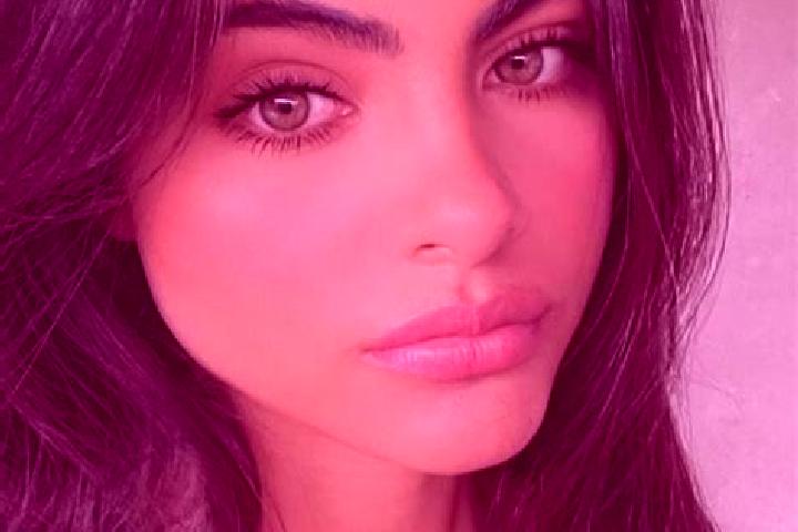 Rose, 36, a auburn dark-eyed middle eastern companion based in Rio Metates. Offering Striptease, OWO, Couples, Tantra. Available for incall and outcall, day ...