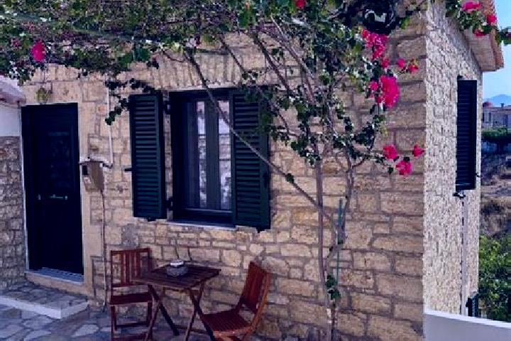 Rose, 36 — Escort in Chrysavgi, Greece