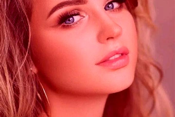 Rose, 37, a dark blonde blue-eyed mediterranean companion based in Wittau. Offering GFE, 69, Party Girl, OWO. Available for incall and outcall, overnight boo...