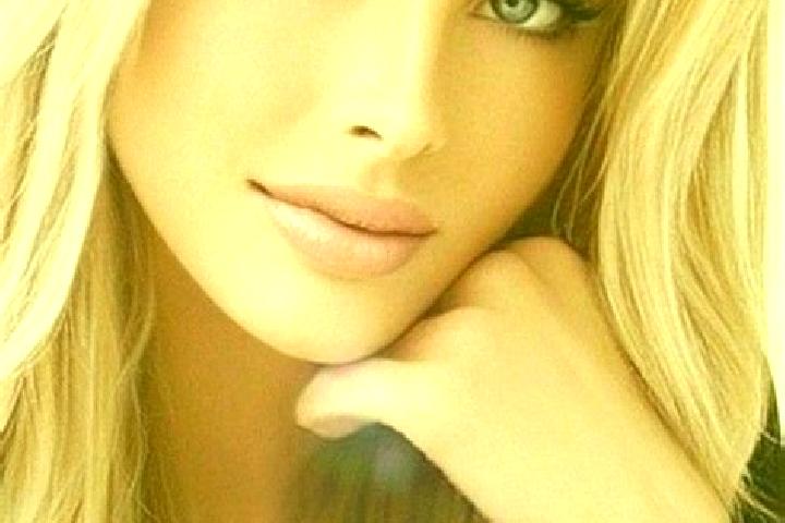 Rose, 39, a dark blonde blue-eyed indian companion based in Polikhronon. Offering Domination, Dinner Date, Prostate Massage, A-Level, GFE. Available for inca...