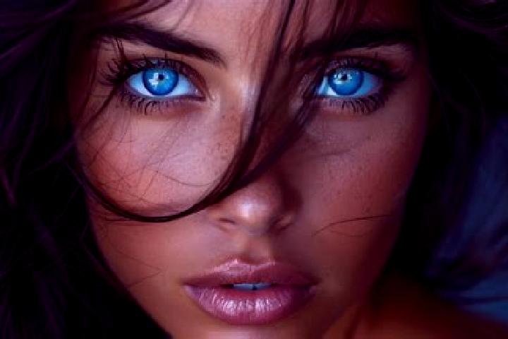 Rose, 39, a red blue-eyed latina companion based in Schoonhoven. Offering CIM, Fetish, Roleplay. Available for incall and outcall, day and evening dates.