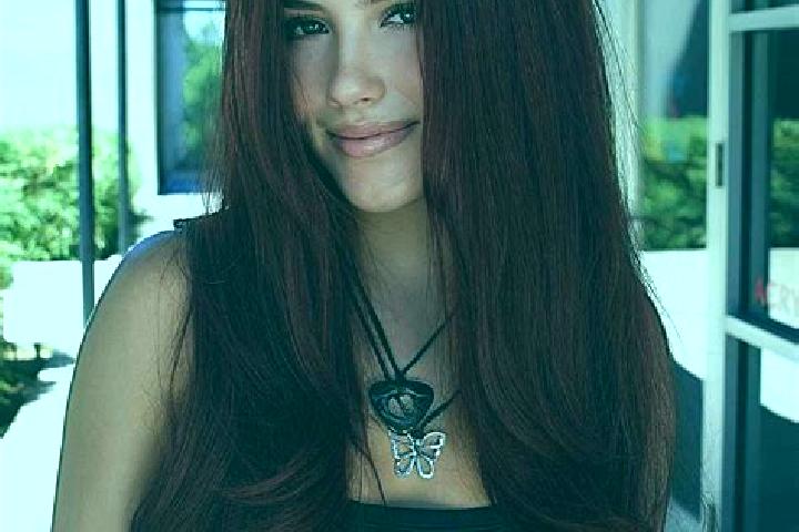 Ruby, 20, a auburn dark-eyed latina companion based in Zamostea. Offering GFE, CIM, Couples, Overnight. Available for incall and outcall, overnight bookings ...