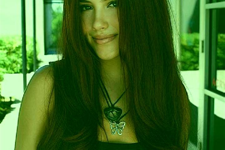 Ruby, 21, a auburn dark-eyed slavic companion based in Kohlschwarz. Offering Deep French Kissing, Travel Companion, 69. Available for incall and outcall, ove...