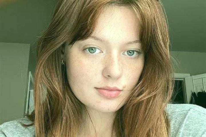 Ruby, 21, a auburn grey-eyed caribbean companion based in Conning Towers-Nautilus Park. Offering Duos, Dinner Date, BDSM, Tantra. Available for incall and ou...