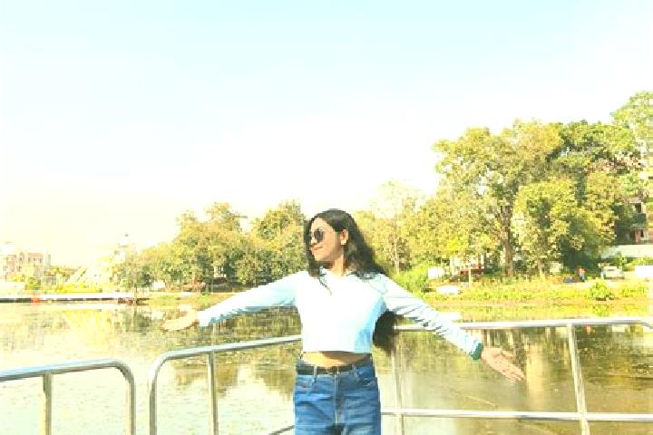 Ruby, 21 — Escort in Santirbazar, India