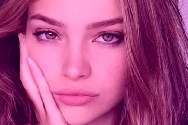 Ruby, 22, a dark blonde dark-eyed ebony companion based in Ujlak. Offering CIM, BDSM, Party Girl. Available for incall and outcall, day and evening dates.